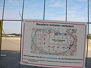Betreten verboten: die Baustelle der Theresienwiese seit 19.07.2010 (Foto: Martin Schmitz)